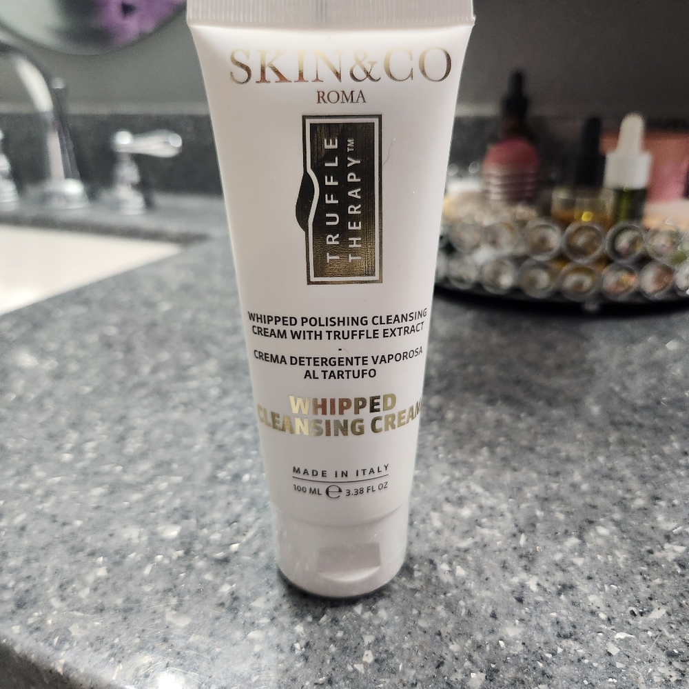 Skin & CO Whipped Cleansing Cream 100ml new